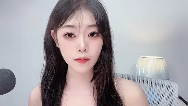 smalldaiwang's Live XXX Chat