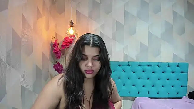 LindaBreeS Chat XXX live