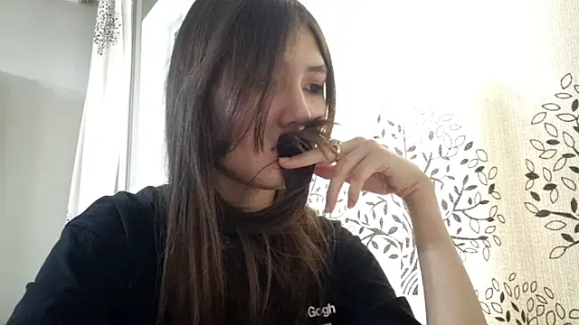 LimpedFlybyn Live XXX chat