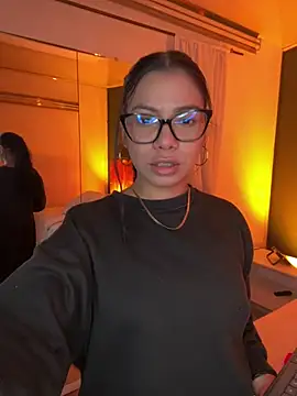 Little_Lexyy's Live XXX Chat