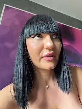 צ'אט XXX בשידור חי של MysticCleo