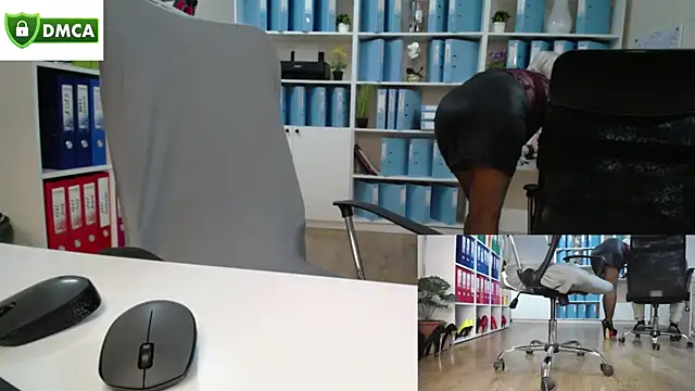 secret-office's Live XXX Chat