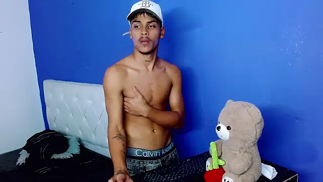 Angel_foxc13 live XXX chat