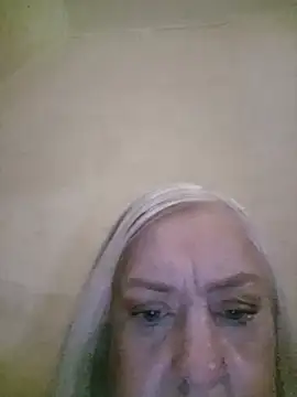 Онлайн чат XXX Julia20X