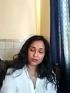 Онлайн чат XXX cute_indianxo