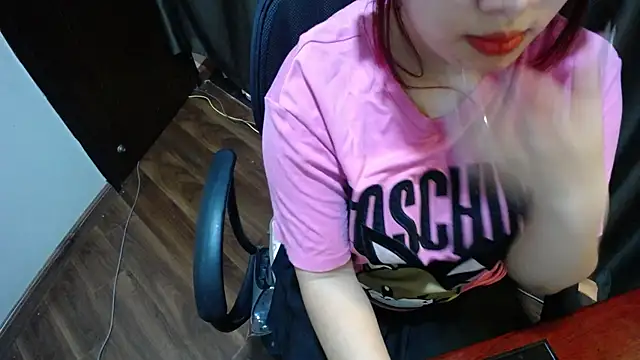 yalachil live XXX chat