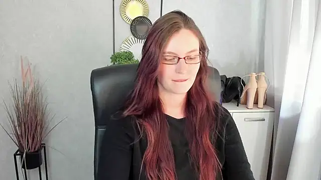 emmaxDelight XXX чат на живо