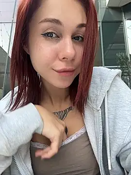 Chat +18 de RosieSecret ao vivo
