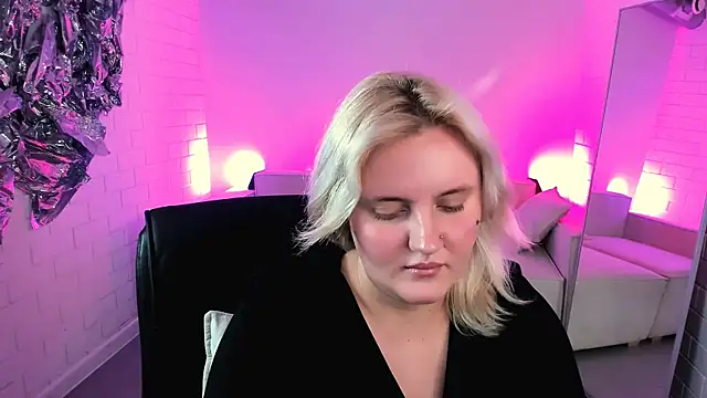KathyBriggs' Live XXX Chat