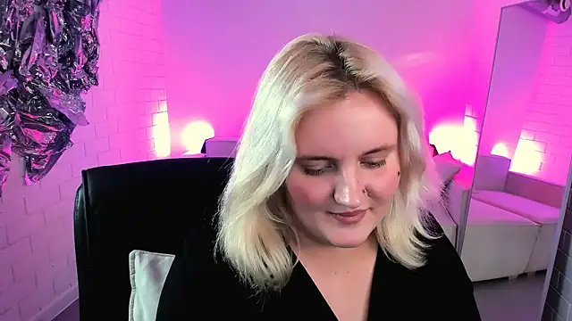 Онлайн чат XXX KathyBriggs