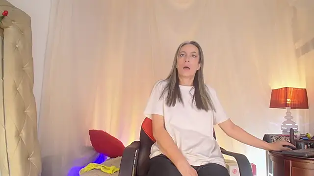 Chat +18 de laurasofia45 ao vivo