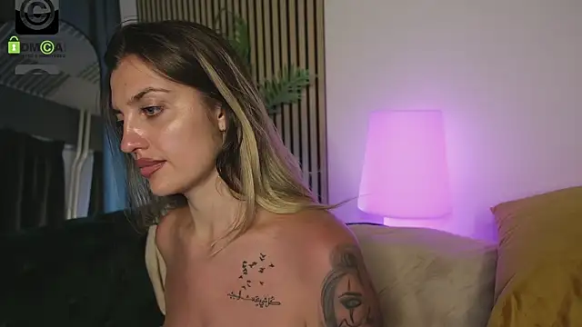 دردشة Ema_Reese الجنسية المباشرة