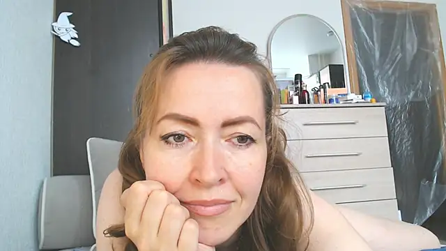 Czat XXX na żywo – NicoleEunice87