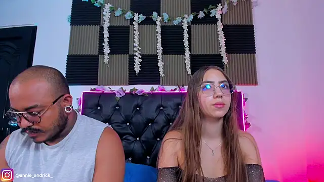 _Annie_Andrick_ Live XXX-Chat