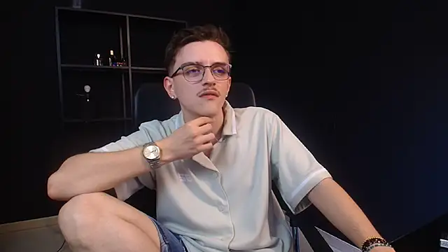 FelixStarkk: вебкам-шоу