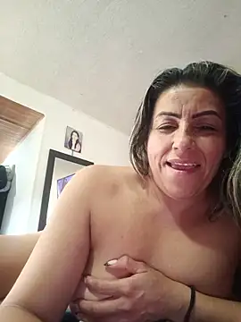 Czat XXX na żywo – maynor_1998