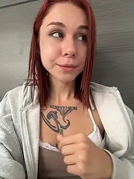 RosieSecret's Live XXX Chat