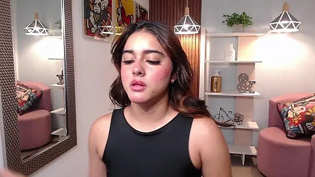 _Lucy_Grey_ XXX чат на живо