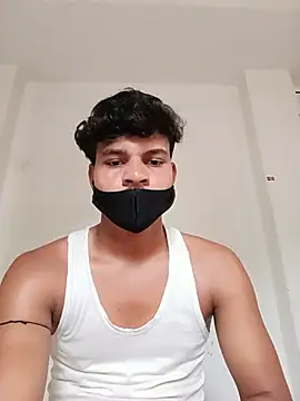 Sufian999 Adlı Modelin Canlı XXX Sohbeti