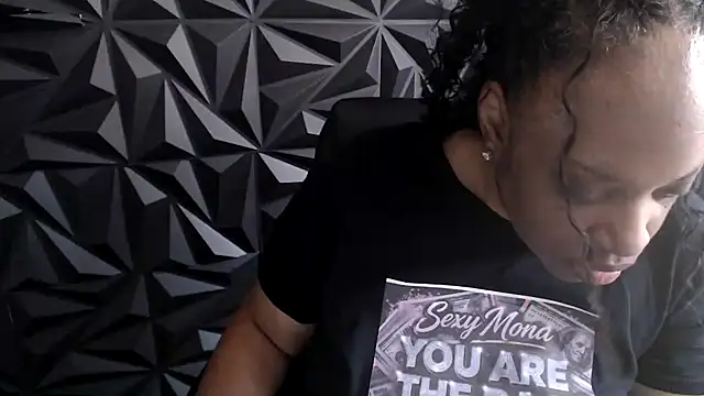 Chat XXX ao vivo de Sexymona1218