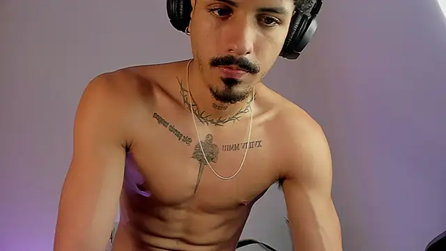Lukeetaylor Chat XXX live