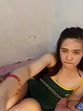 sweetmiyukiki 即時 XXX 聊天