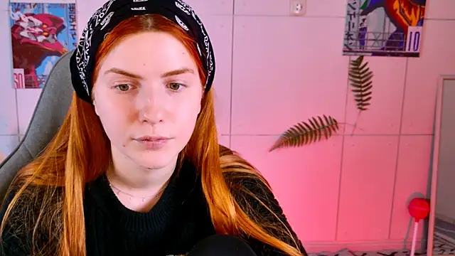 AliceCUNTach élő XXX-chatje