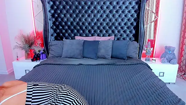 Rebecca_Diamond 라이브 XXX 채팅