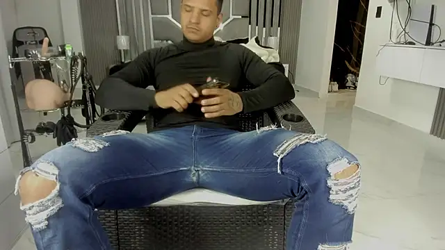 master_leather – Naživo XXX chat