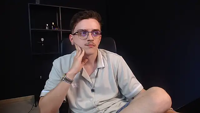 Chat XXX en directo de FelixStarkk
