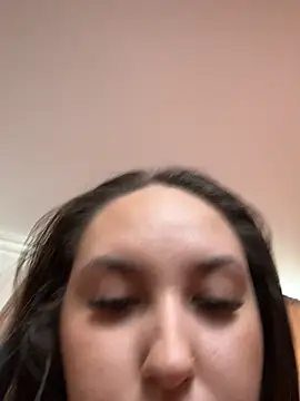 Lucy_doll22's Live XXX Chat