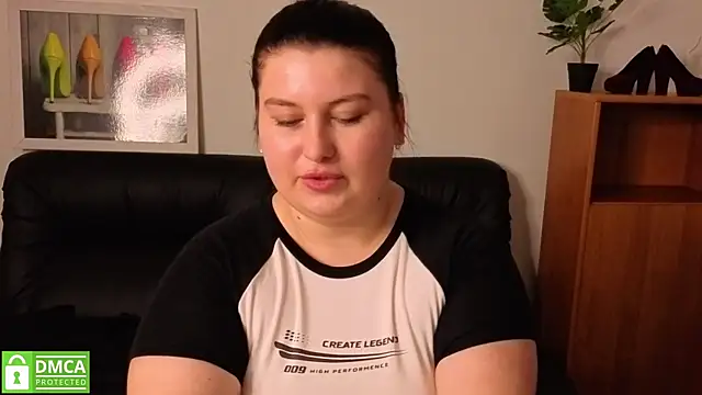 צ'אט XXX בשידור חי של Katina_deeplou4