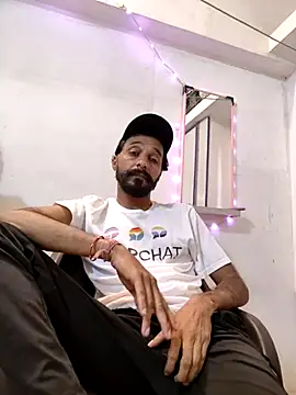 Ultra_Hot69n Webbikameraesitys