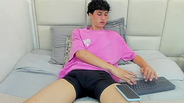 Chat XXX en directo de thom_ames