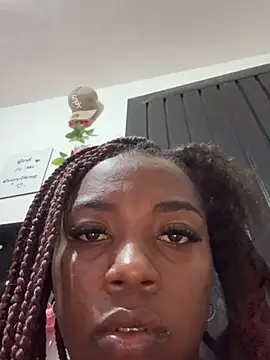 CiaraEbony 现场XXX聊天