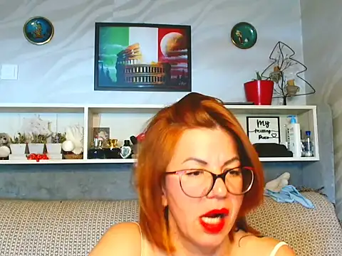 Natali3855 Adlı Modelin Canlı XXX Sohbeti