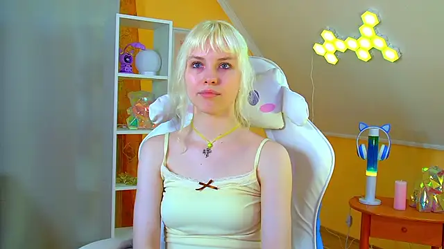 HannahHollis Adlı Modelin Canlı XXX Sohbeti