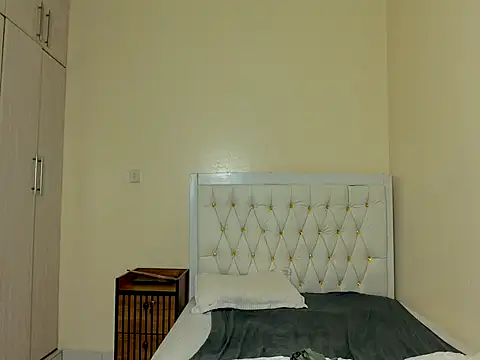 Ebonyqueen111 现场XXX聊天