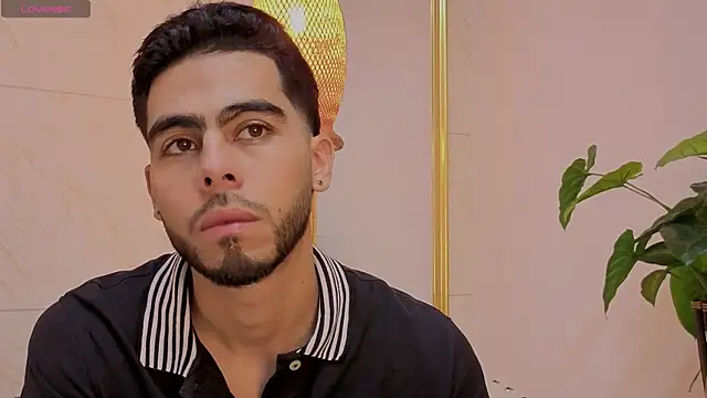 Markos_Miles Live XXX Chat