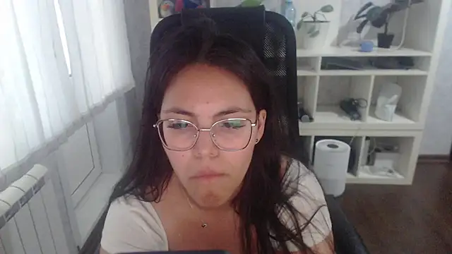 XXX chat uživo modela Anda_here