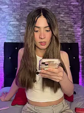 Chat XXX ao vivo de Lottus_fire