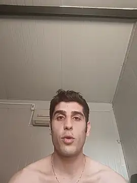 Chat +18 de arenn1997 ao vivo