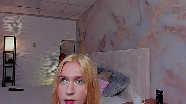 SerenaCrystall Chat XXX in diretta