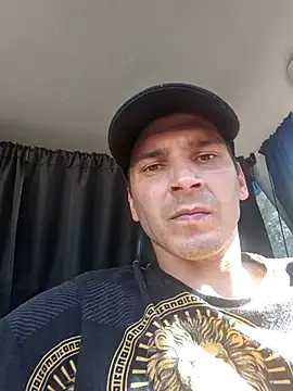 Chat +18 de KaspaRo22 ao vivo