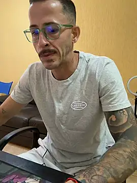 MeladoDiMel's Live XXX Chat