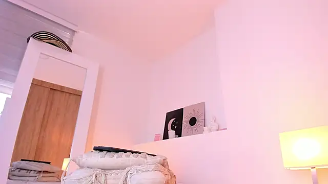 nicolette_bale's Live XXX Chat