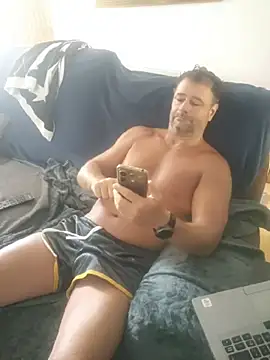 rob2810 Chat XXX in diretta