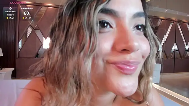 IsabellaaJonessのライブXXXチャット