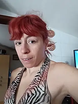 Annarella_Pika Adlı Modelin Canlı XXX Sohbeti
