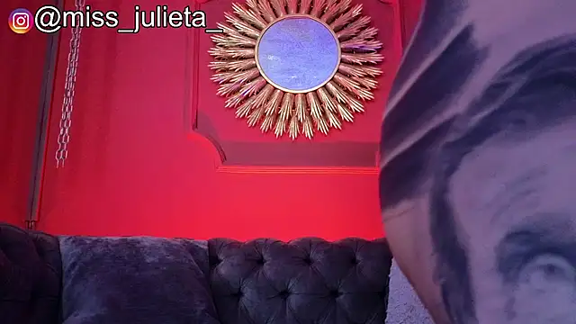 Julieta_Russell লাইভ XXX চ্যাট
